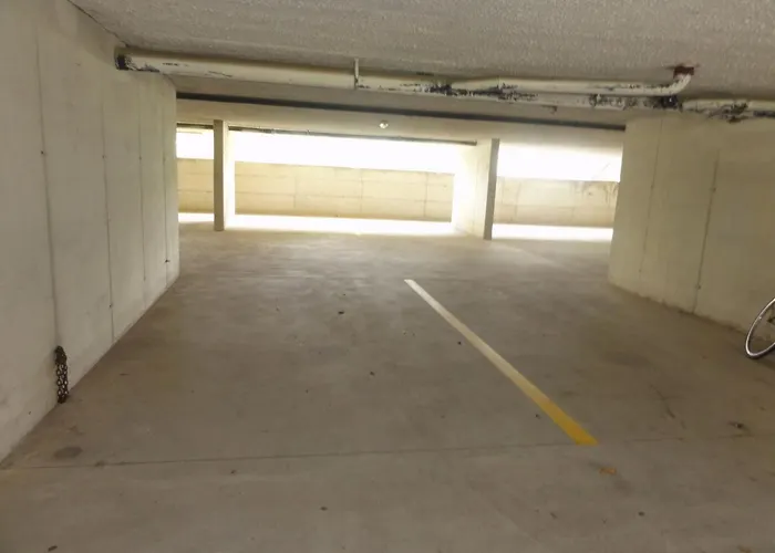 Bright Duplex Near Μπιμπιόνε